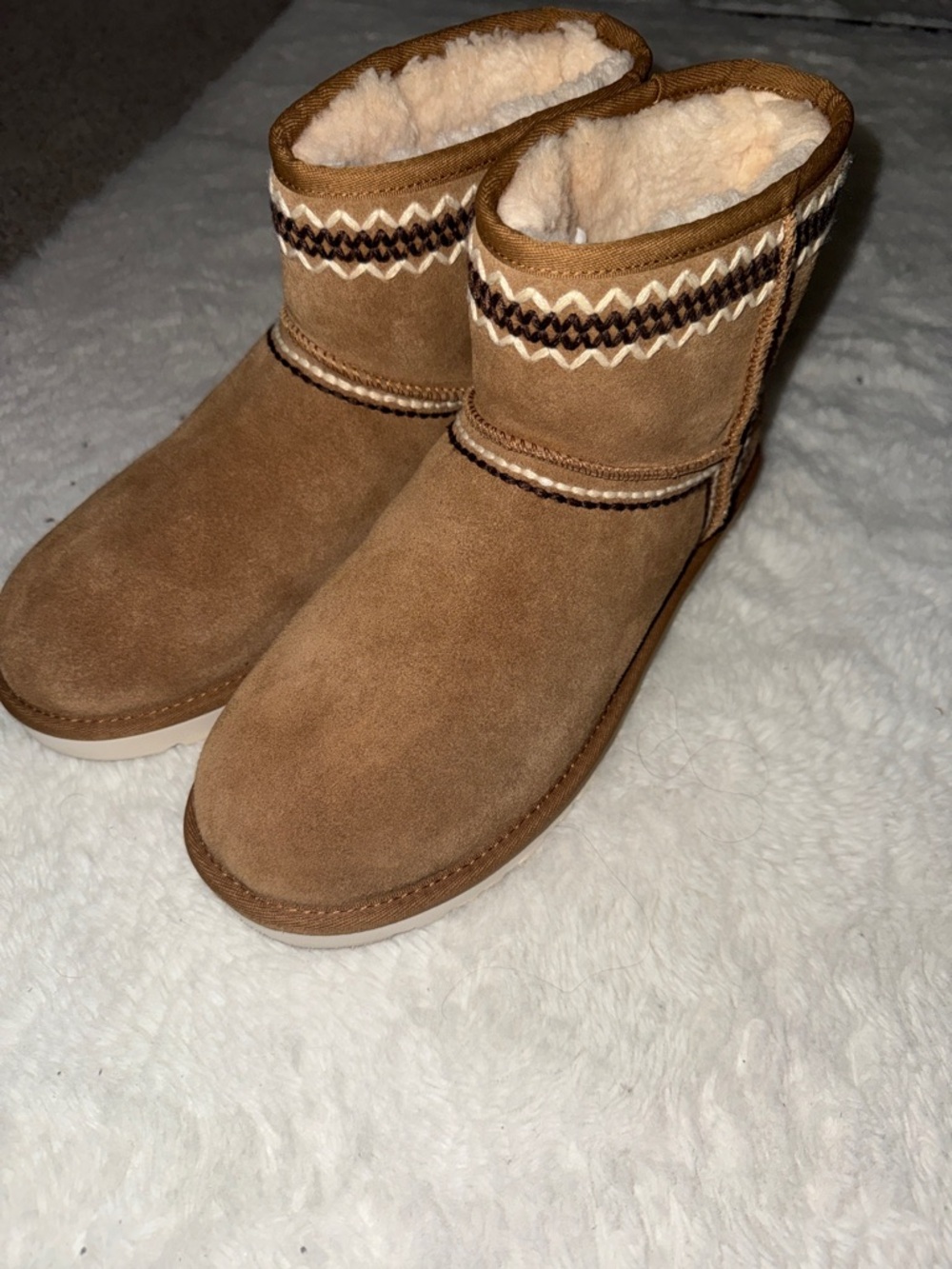 UGG Classic Mini Chestnut Suede Shearling Lined Ankle Boots